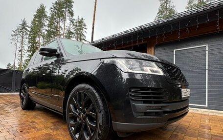 Land Rover Range Rover IV рестайлинг, 2020 год, 9 000 000 рублей, 4 фотография