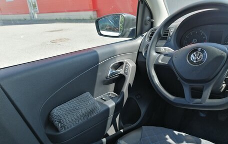 Volkswagen Polo VI (EU Market), 2018 год, 950 000 рублей, 9 фотография