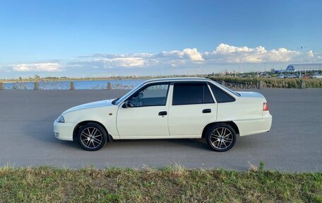 Daewoo Nexia I рестайлинг, 2010 год, 200 000 рублей, 3 фотография