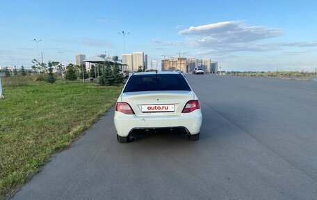 Daewoo Nexia I рестайлинг, 2010 год, 200 000 рублей, 2 фотография