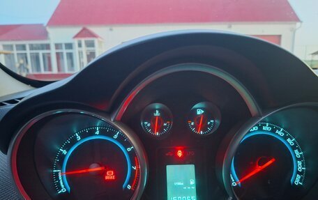 Chevrolet Cruze II, 2013 год, 800 000 рублей, 4 фотография