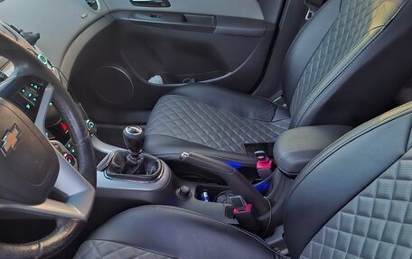 Chevrolet Cruze II, 2013 год, 800 000 рублей, 10 фотография