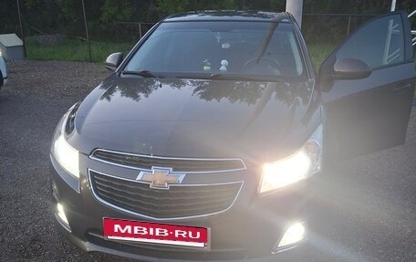 Chevrolet Cruze II, 2013 год, 800 000 рублей, 12 фотография