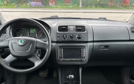 Skoda Fabia II, 2011 год, 595 000 рублей, 9 фотография