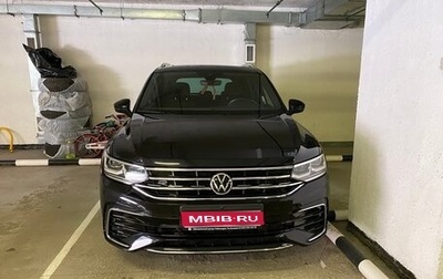 Volkswagen Tiguan II, 2021 год, 4 000 000 рублей, 1 фотография