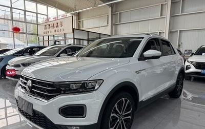 Volkswagen T-Roc I, 2020 год, 1 680 000 рублей, 1 фотография