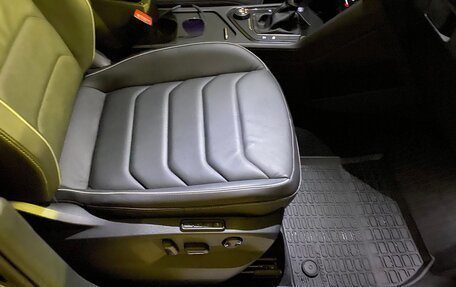 Volkswagen Tiguan II, 2021 год, 4 000 000 рублей, 8 фотография