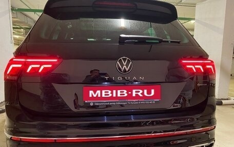 Volkswagen Tiguan II, 2021 год, 4 000 000 рублей, 10 фотография