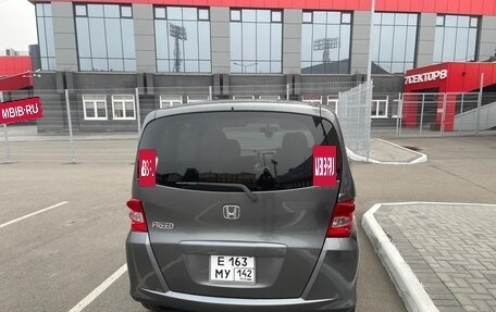 Honda Freed I, 2009 год, 900 000 рублей, 5 фотография