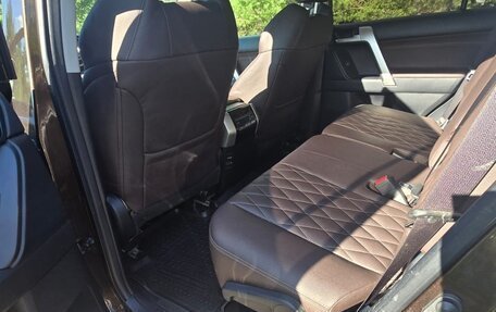 Toyota Land Cruiser Prado 150 рестайлинг 2, 2018 год, 5 200 000 рублей, 8 фотография