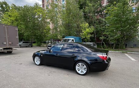 BMW 5 серия, 2005 год, 720 000 рублей, 15 фотография