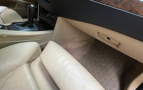 BMW 5 серия, 2005 год, 720 000 рублей, 34 фотография