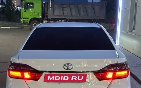 Toyota Camry, 2015 год, 2 250 000 рублей, 3 фотография