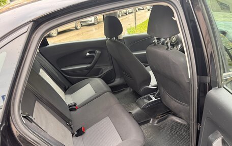 Volkswagen Polo VI (EU Market), 2015 год, 800 000 рублей, 10 фотография