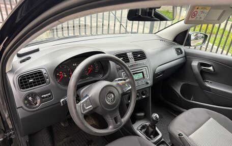 Volkswagen Polo VI (EU Market), 2015 год, 800 000 рублей, 8 фотография