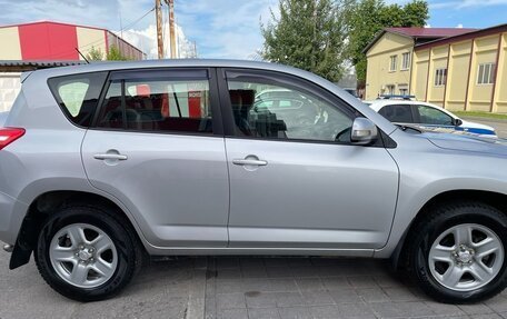 Toyota RAV4, 2010 год, 1 650 000 рублей, 10 фотография