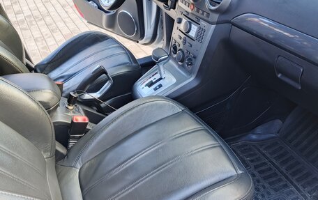 Opel Antara I, 2011 год, 1 730 000 рублей, 27 фотография