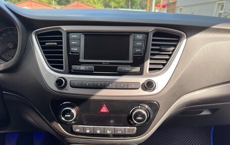 Hyundai Solaris II рестайлинг, 2017 год, 1 175 000 рублей, 21 фотография