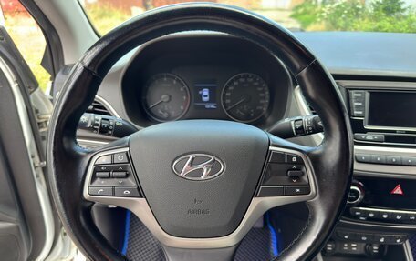 Hyundai Solaris II рестайлинг, 2017 год, 1 175 000 рублей, 24 фотография