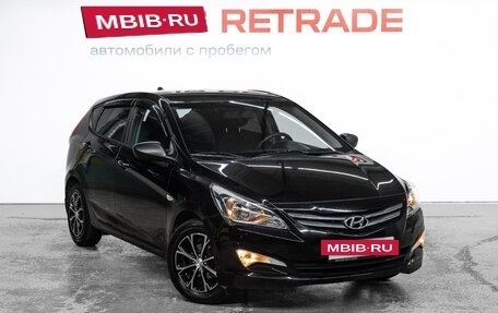 Hyundai Solaris II рестайлинг, 2015 год, 855 000 рублей, 4 фотография