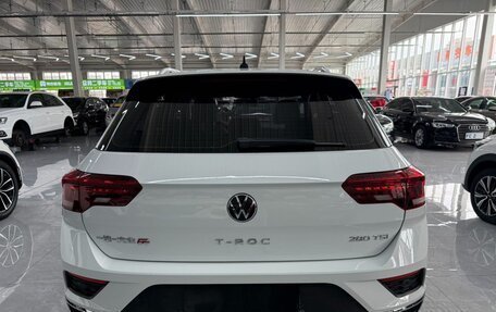 Volkswagen T-Roc I, 2020 год, 1 680 000 рублей, 6 фотография