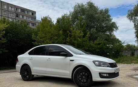Volkswagen Polo VI (EU Market), 2017 год, 1 399 999 рублей, 2 фотография