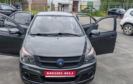 Geely GC6, 2014 год, 430 000 рублей, 9 фотография