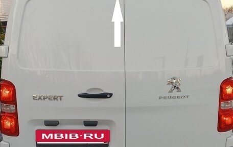 Peugeot Expert, 2021 год, 2 760 000 рублей, 18 фотография