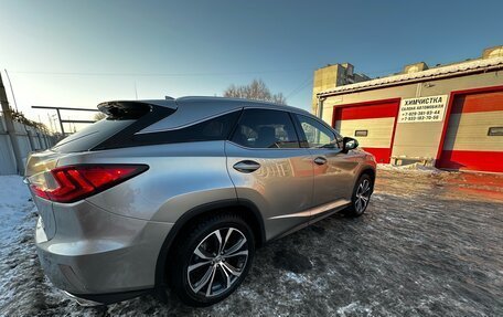 Lexus RX IV рестайлинг, 2017 год, 4 900 000 рублей, 6 фотография