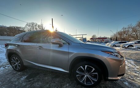 Lexus RX IV рестайлинг, 2017 год, 4 900 000 рублей, 8 фотография