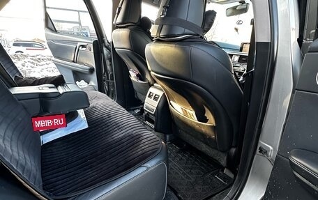 Lexus RX IV рестайлинг, 2017 год, 4 900 000 рублей, 16 фотография