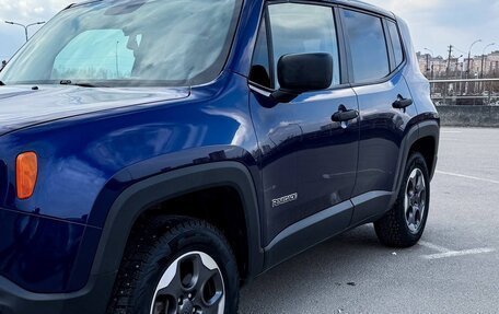 Jeep Renegade I рестайлинг, 2015 год, 1 400 000 рублей, 3 фотография
