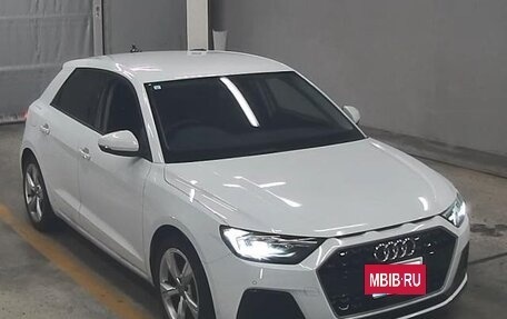 Volkswagen Golf VII, 2019 год, 1 400 000 рублей, 13 фотография