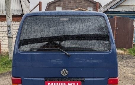 Volkswagen Transporter T4, 2002 год, 950 000 рублей, 2 фотография