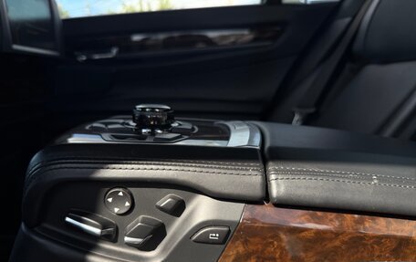 BMW 7 серия, 2010 год, 1 760 000 рублей, 17 фотография