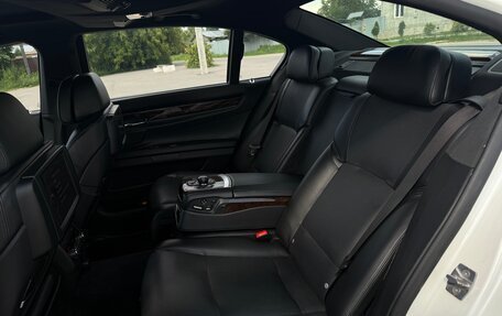 BMW 7 серия, 2010 год, 1 760 000 рублей, 16 фотография