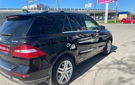 Mercedes-Benz M-Класс, 2011 год, 1 700 000 рублей, 3 фотография