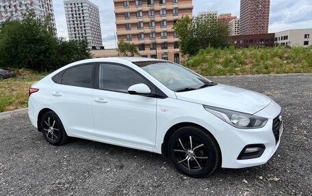 Hyundai Solaris II рестайлинг, 2019 год, 1 580 000 рублей, 3 фотография