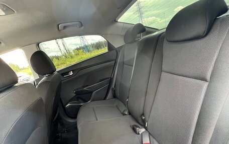 Hyundai Solaris II рестайлинг, 2019 год, 1 580 000 рублей, 15 фотография