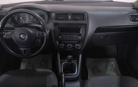 Volkswagen Jetta VI, 2012 год, 899 000 рублей, 14 фотография