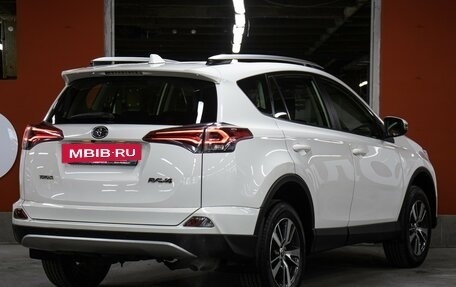 Toyota RAV4, 2015 год, 2 098 000 рублей, 5 фотография
