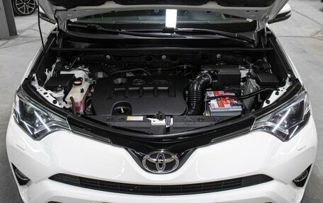 Toyota RAV4, 2015 год, 2 098 000 рублей, 9 фотография