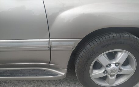 Toyota Land Cruiser 100 рестайлинг 2, 2003 год, 1 800 000 рублей, 8 фотография