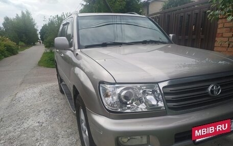 Toyota Land Cruiser 100 рестайлинг 2, 2003 год, 1 800 000 рублей, 9 фотография