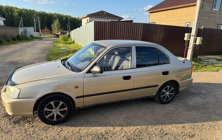 Hyundai Accent II, 2005 год, 330 000 рублей, 2 фотография