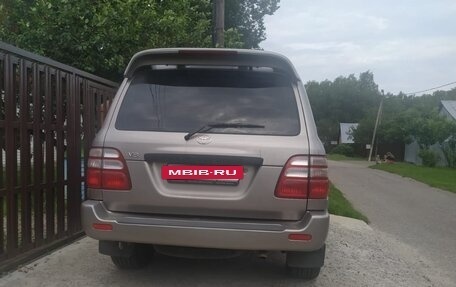 Toyota Land Cruiser 100 рестайлинг 2, 2003 год, 1 800 000 рублей, 14 фотография