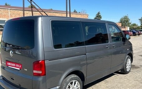 Volkswagen Caravelle T5, 2013 год, 2 400 000 рублей, 3 фотография
