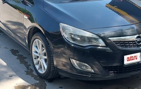 Opel Astra J, 2011 год, 750 000 рублей, 13 фотография