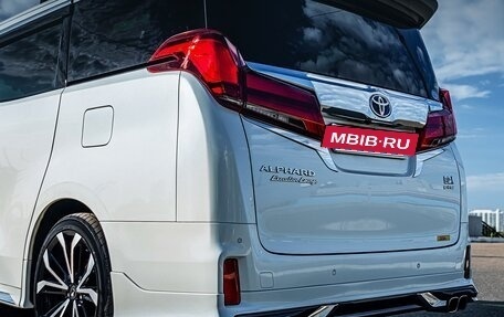 Toyota Alphard III, 2018 год, 5 550 000 рублей, 16 фотография
