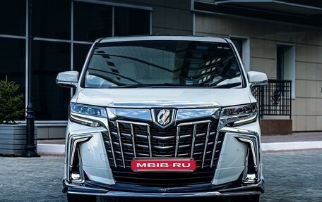 Toyota Alphard III, 2018 год, 5 550 000 рублей, 8 фотография
